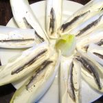 feuilles de chicon avec fromage et anchois